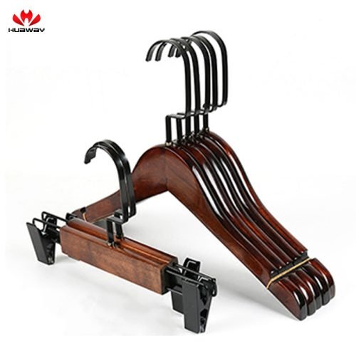 10 Natural Wooden Clothes Hanger